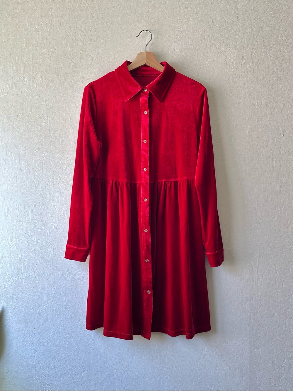 Red velvet babydoll collared button down long sleeve dress women’s large holiday